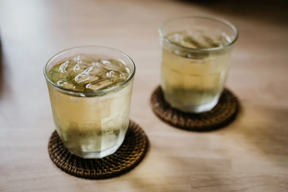 Iced Tea Done Right: Brewing, Sweetening, and Serving for Hot Days